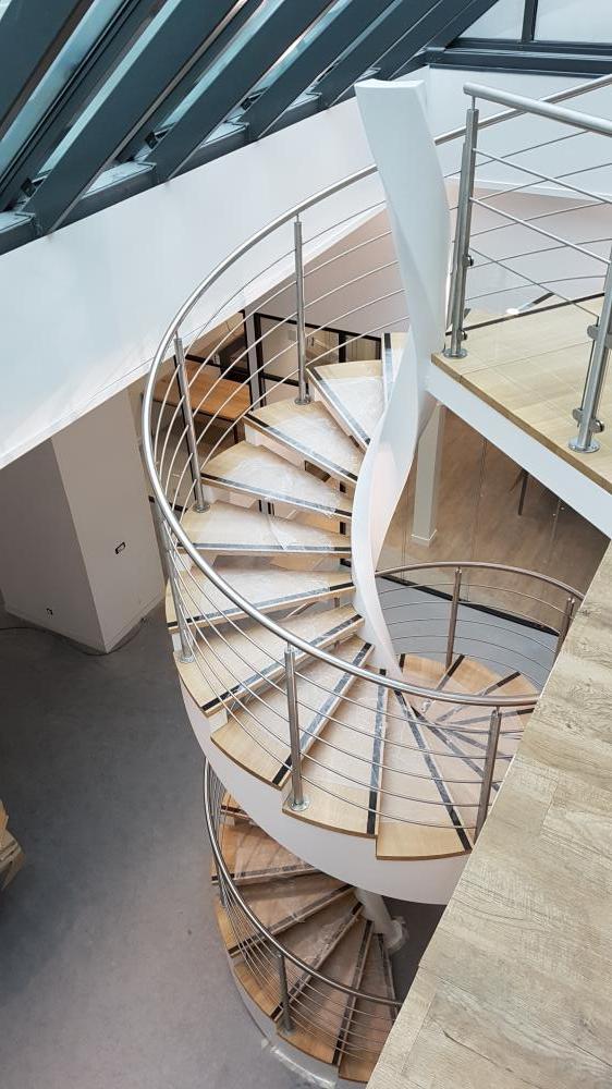 Escalier colimaçon dans une banque